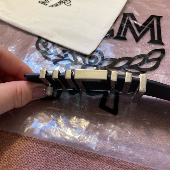 MCM Visetos Unisex Belt- Like new - Picture 4 of 8